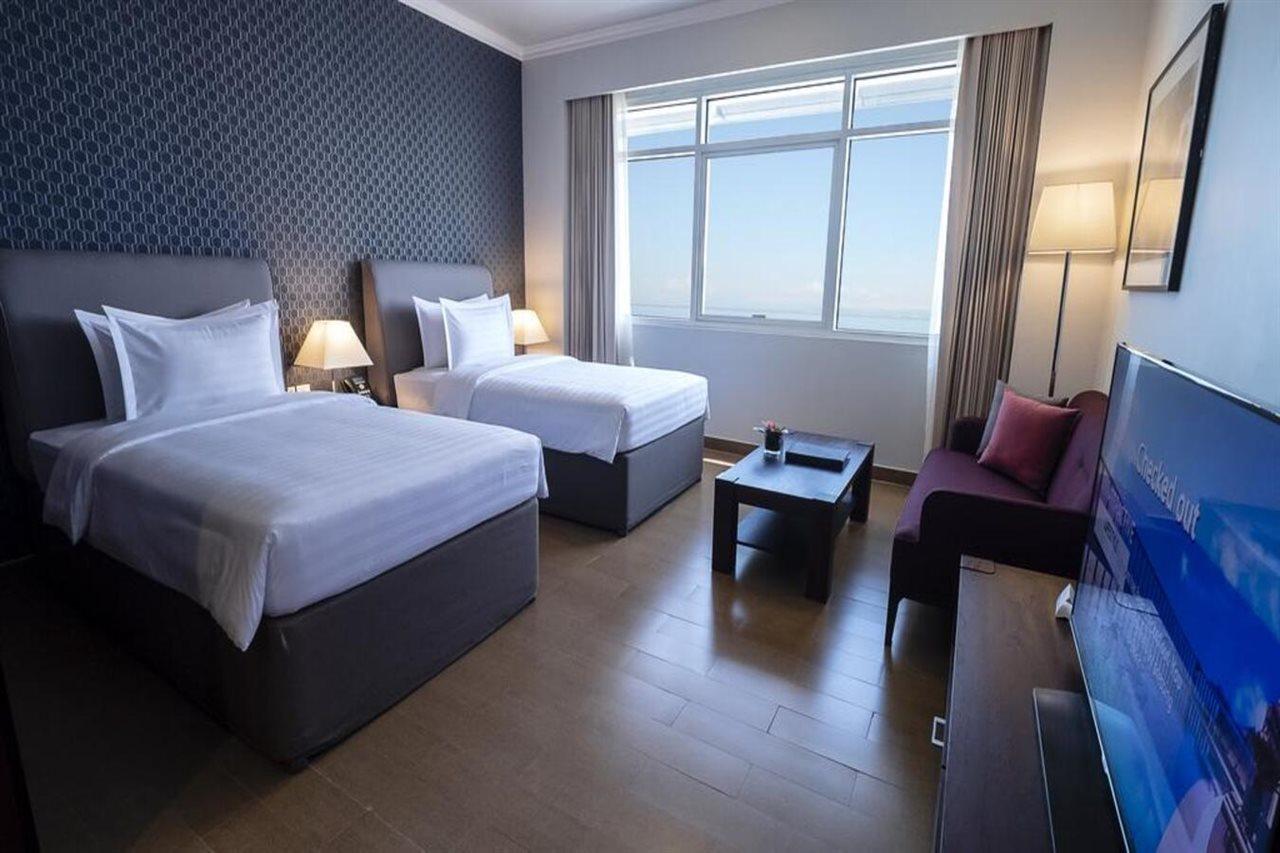 The Curve Hotel Doha Exterior foto