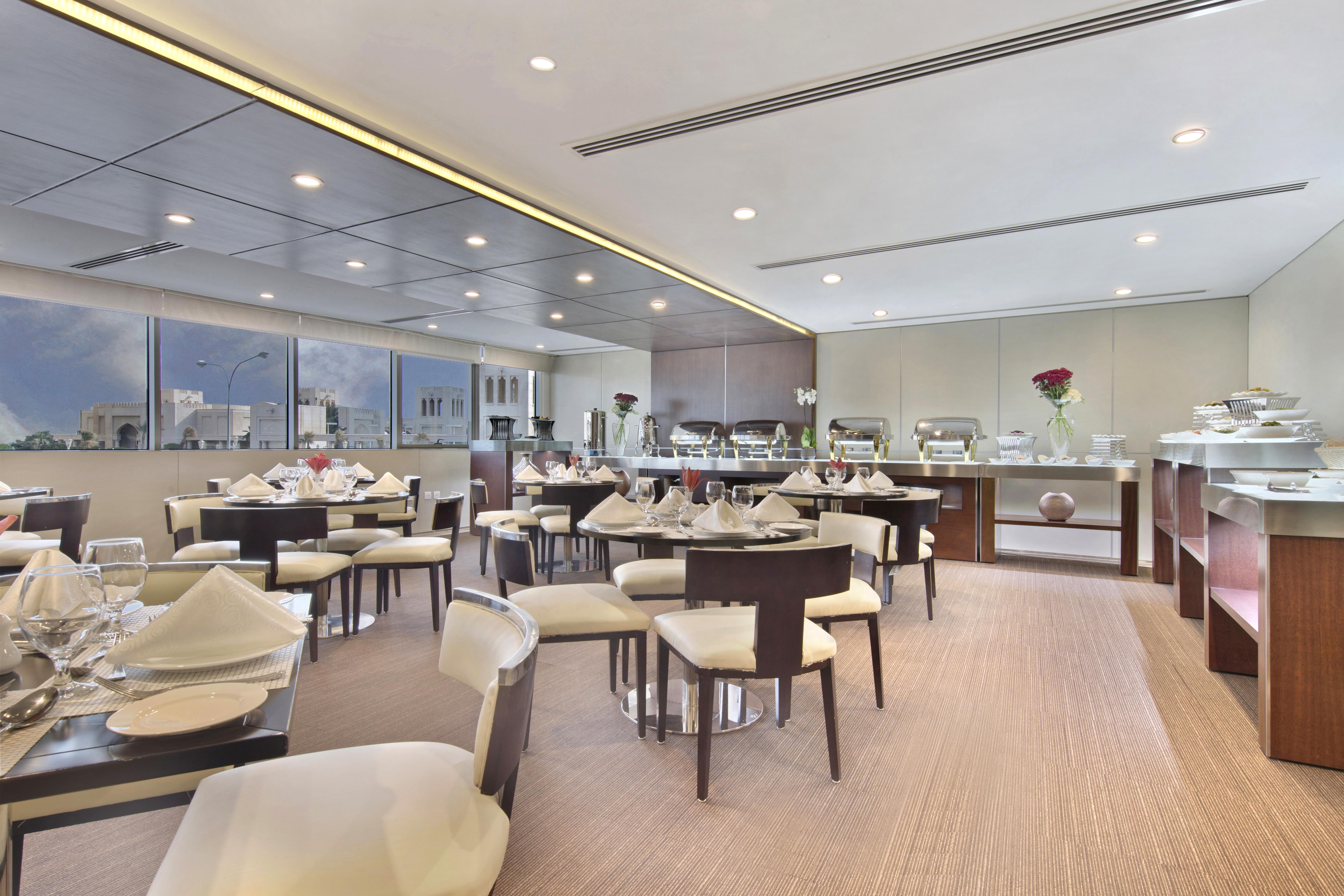 The Curve Hotel Doha Exterior foto
